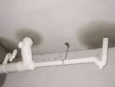 勐腊卫生间测漏水的几种情景